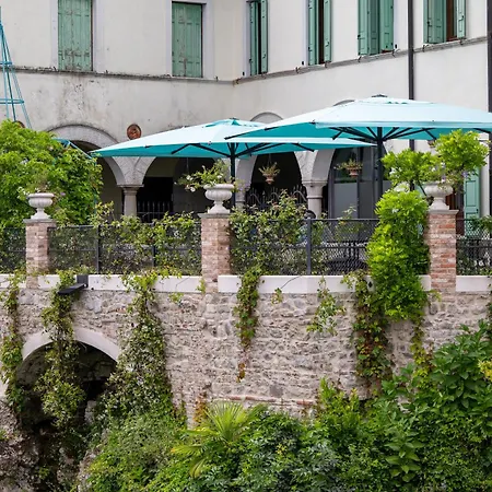 1448 Antica Dimora Al Merlo Bianco *
