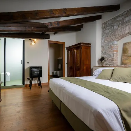 1448 Antica Dimora Al Merlo Bianco 시비달레델프리울리