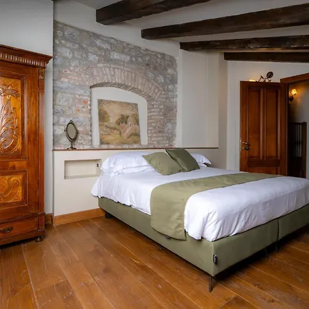 Bed & Breakfast 1448 Antica Dimora Al Merlo Bianco *