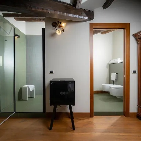 B&B 1448 Antica Dimora Al Merlo Bianco 시비달레델프리울리