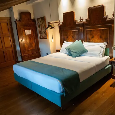 B&B 1448 Antica Dimora Al Merlo Bianco 시비달레델프리울리