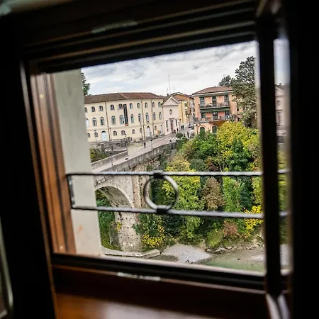 1448 Antica Dimora Al Merlo Bianco B&B 4*