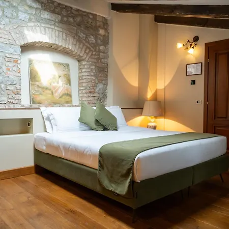 1448 Antica Dimora Al Merlo Bianco