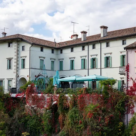 B&B 1448 Antica Dimora Al Merlo Bianco 4*