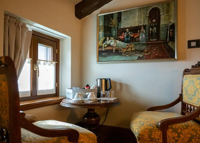 Couette-café 1448 Antica Dimora Al Merlo Bianco 4*