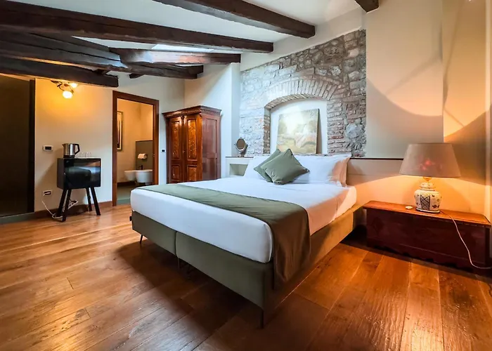 1448 Antica Dimora Al Merlo Bianco